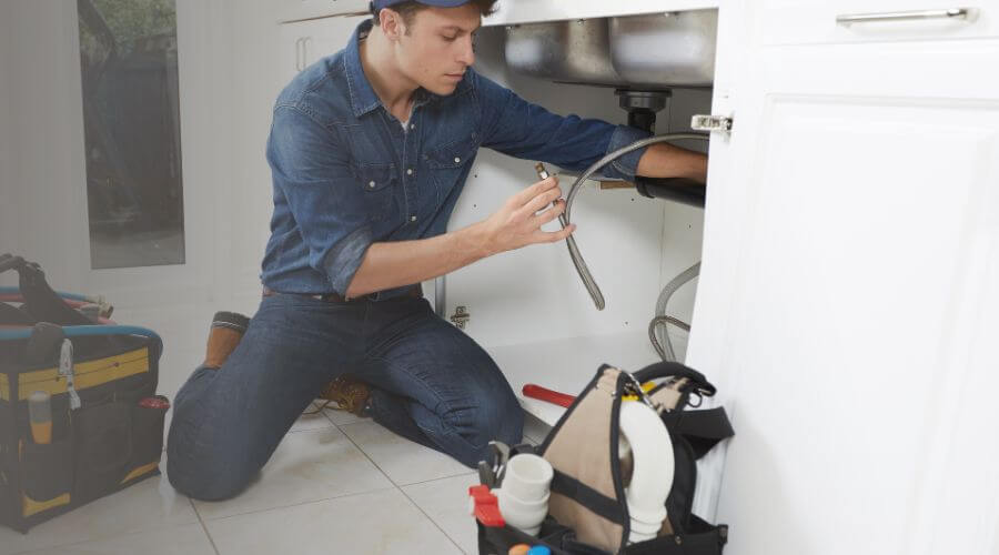 Expert burst pipe repair services in Wheeler, IL